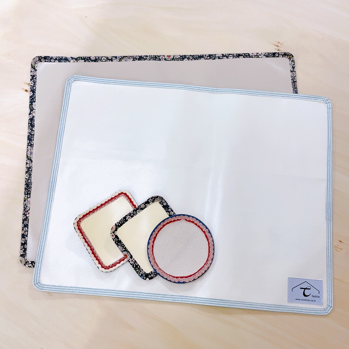 ランチョンマットとコースター